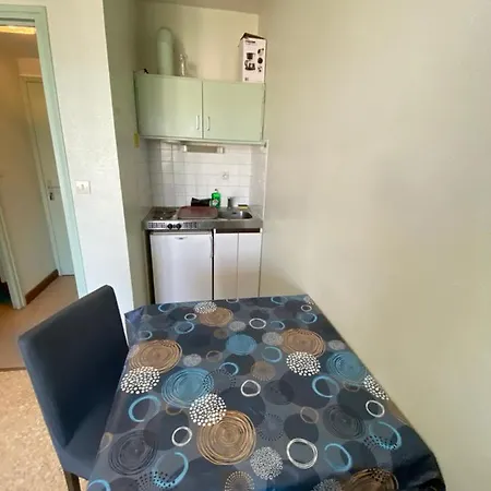 Les Meubles De La Beatrice Apartment *