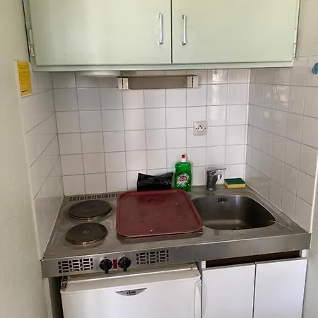 Les Meubles De La Beatrice דירה בורבון-לה-בה